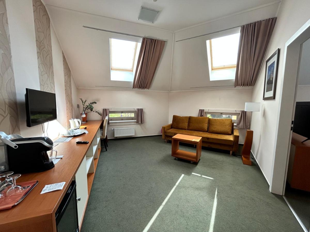 Boutique Hotel Sopianae Pecs Ngoại thất bức ảnh