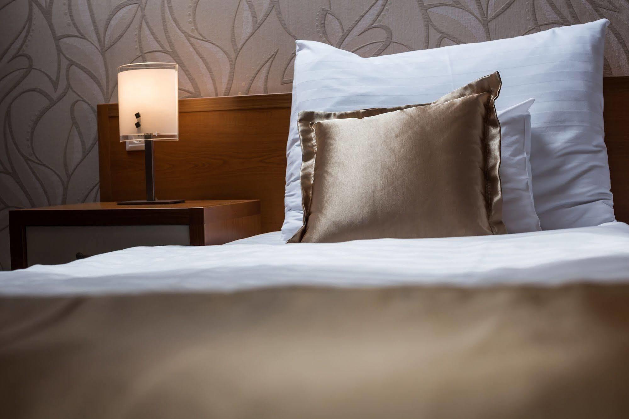 Boutique Hotel Sopianae Pecs Ngoại thất bức ảnh